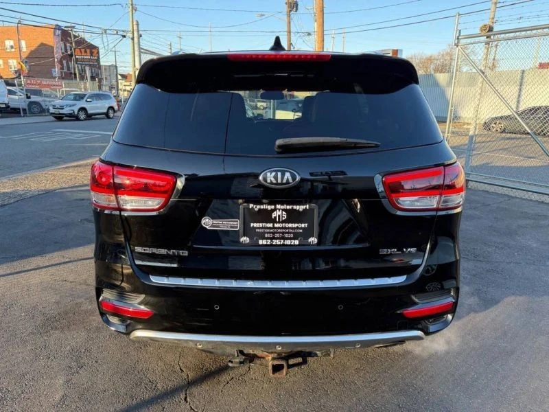 2016 Kia Sorento - Image 5 of 12
