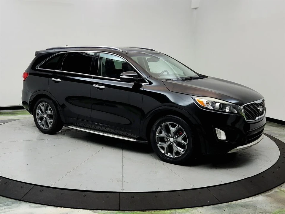 2016 Kia Sorento - Image 3 of 12