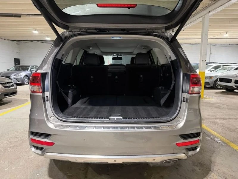 2016 Kia Sorento - Image 7 of 12