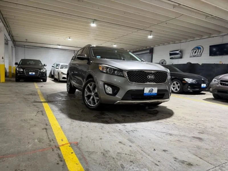 2016 Kia Sorento - Image 6 of 12