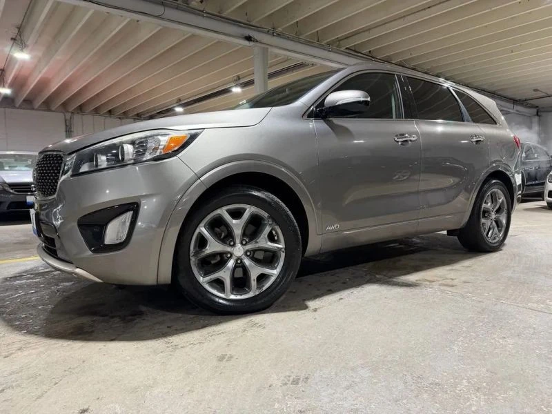 2016 Kia Sorento - Image 2 of 12