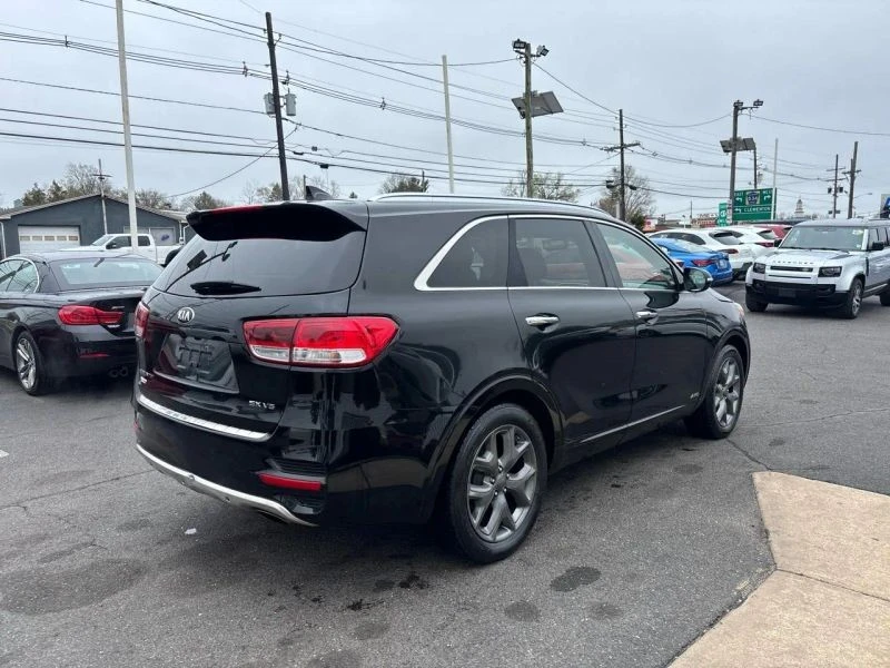 2016 Kia Sorento - Image 6 of 12