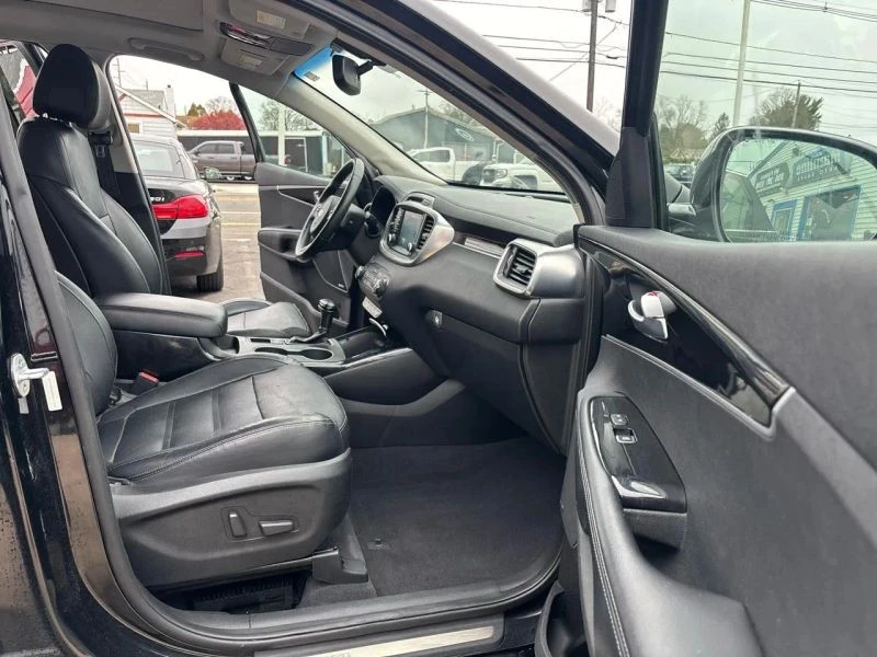 2016 Kia Sorento - Image 12 of 12