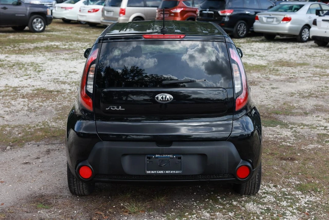 2016 Kia Soul - Image 9 of 21