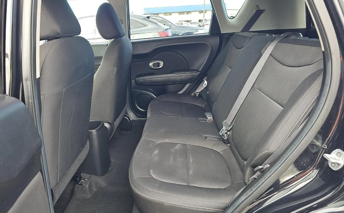 2016 Kia Soul - Image 12 of 14