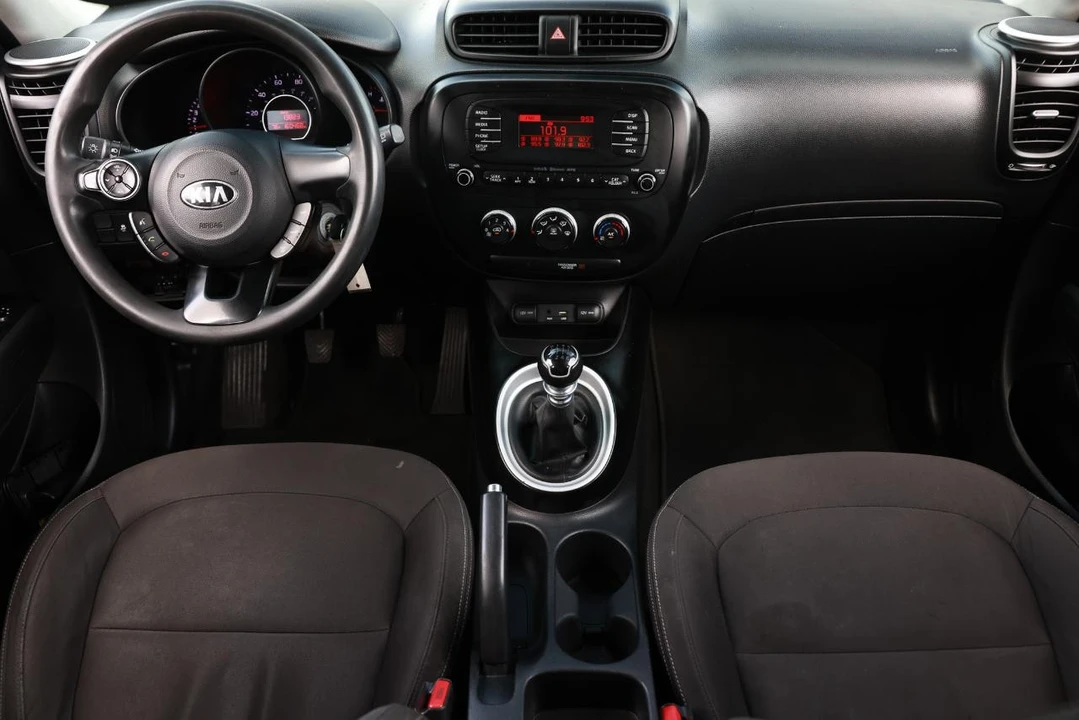 2016 Kia Soul - Image 2 of 21