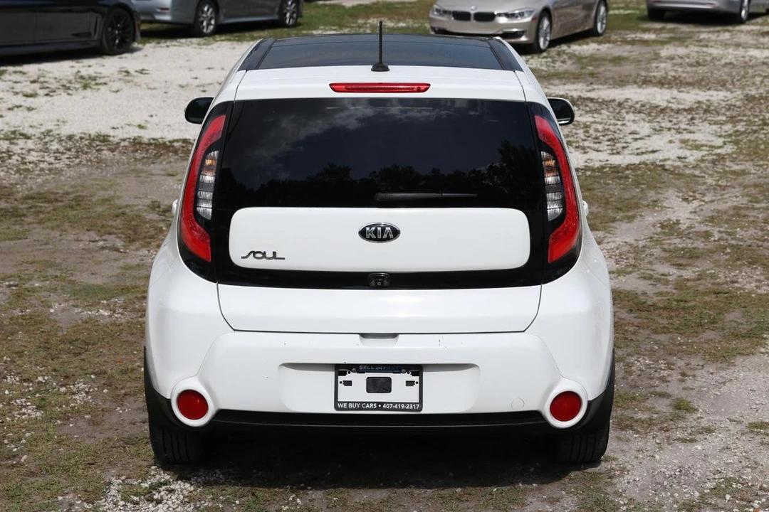 2016 Kia Soul - Image 9 of 21