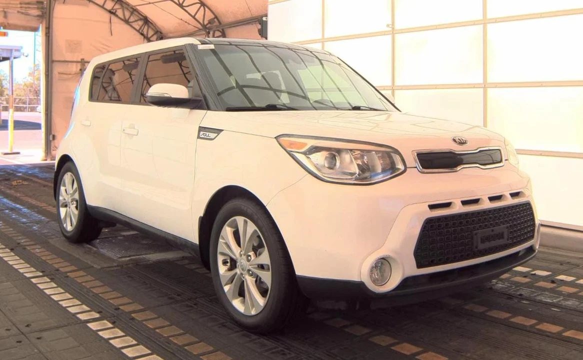 2016 Kia Soul - Image 3 of 14