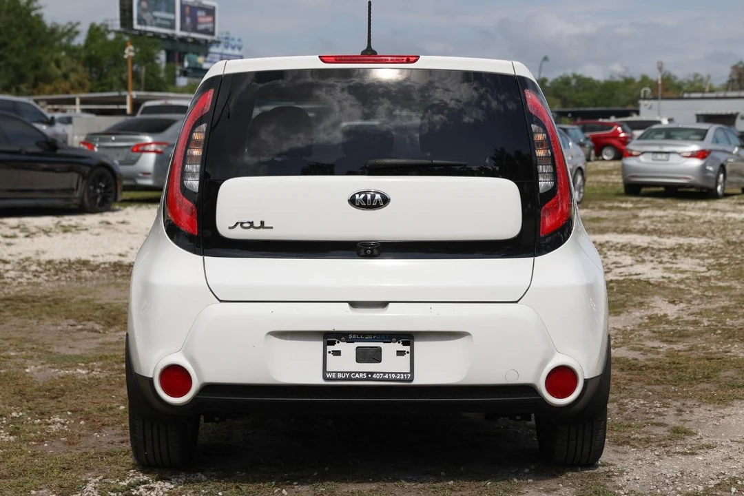 2016 Kia Soul - Image 7 of 21