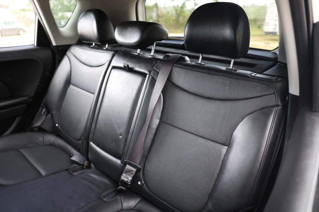 2016 Kia Soul - Image 8 of 21