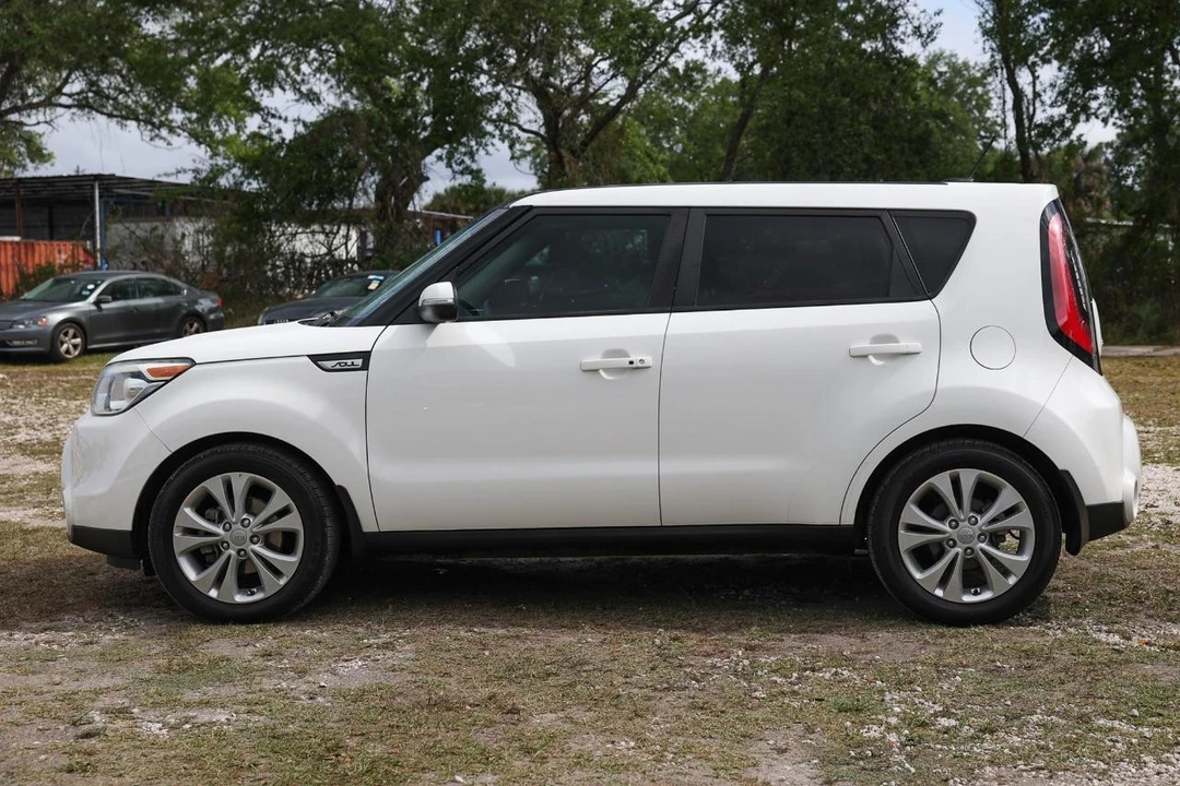 2016 Kia Soul - Image 3 of 21