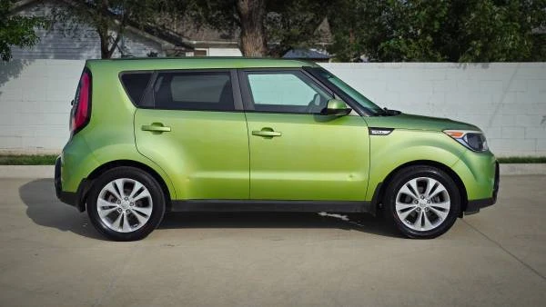 2016 Kia Soul - Image 5 of 10