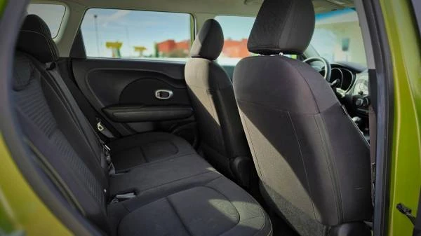 2016 Kia Soul - Image 9 of 10