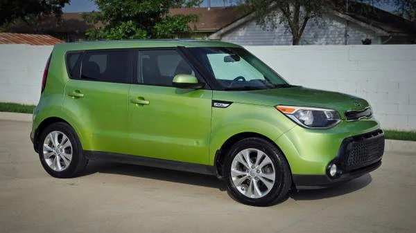 2016 Kia Soul - Image 4 of 10