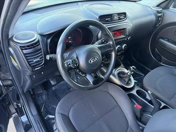 2016 Kia Soul - Image 13 of 21