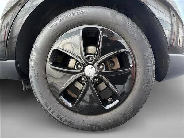 2016 Kia Soul - Image 9 of 21
