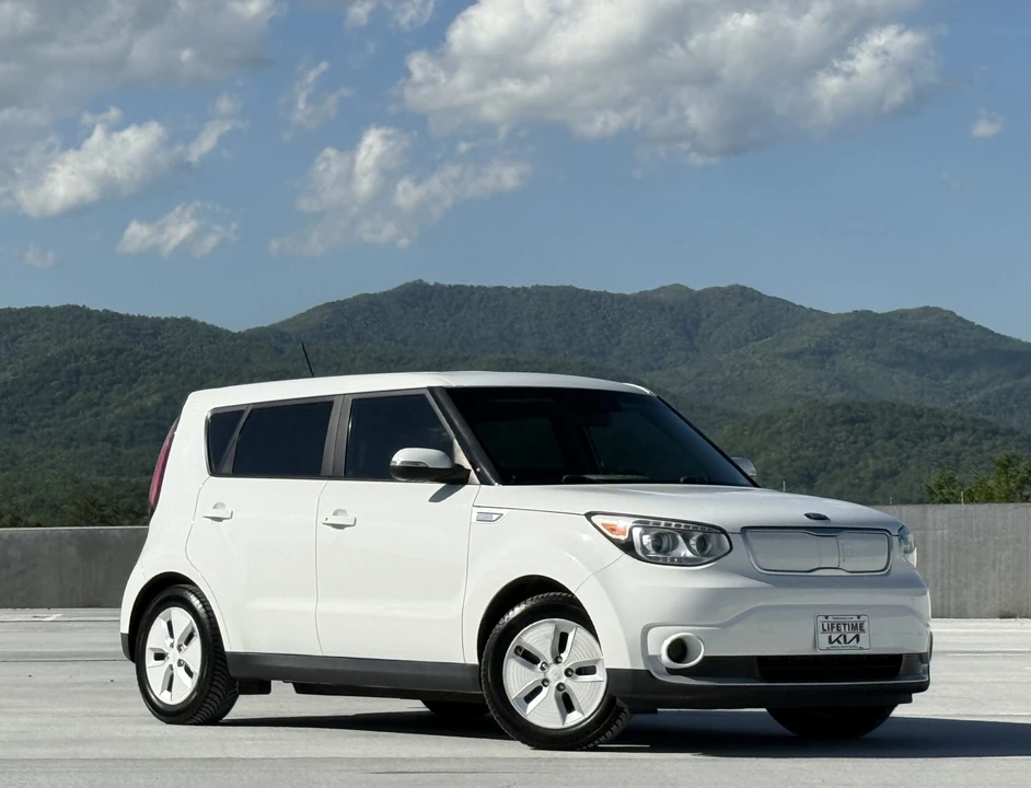 2016 Kia Soul - Image 3 of 31