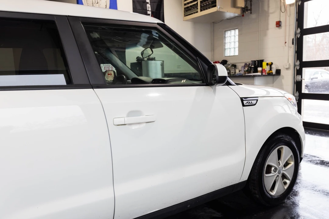 2016 Kia Soul - Image 14 of 21
