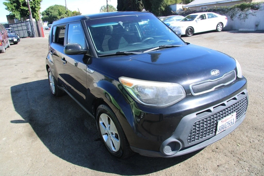 2016 Kia Soul - Image 10 of 21