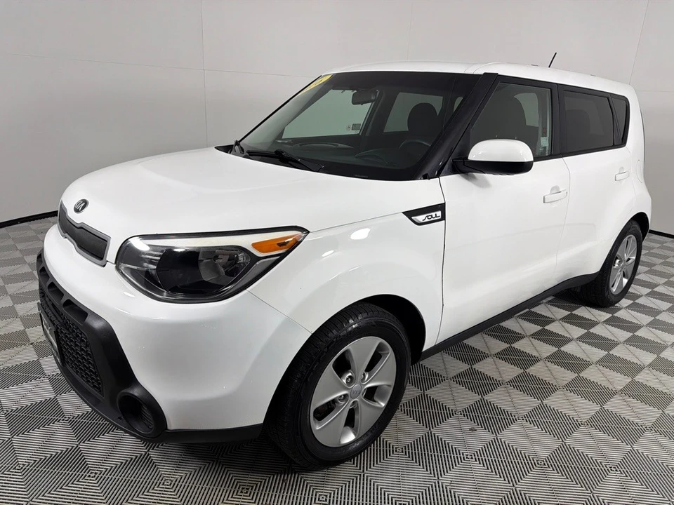 2016 Kia Soul - Image 9 of 12