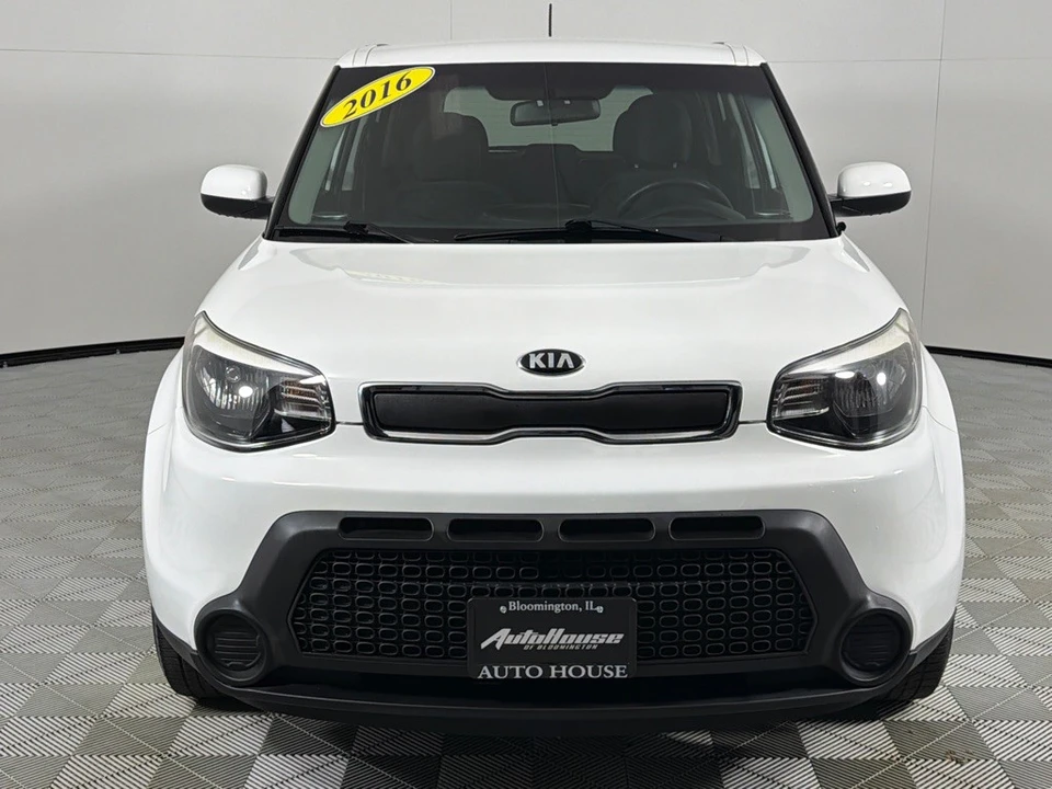 2016 Kia Soul - Image 11 of 12