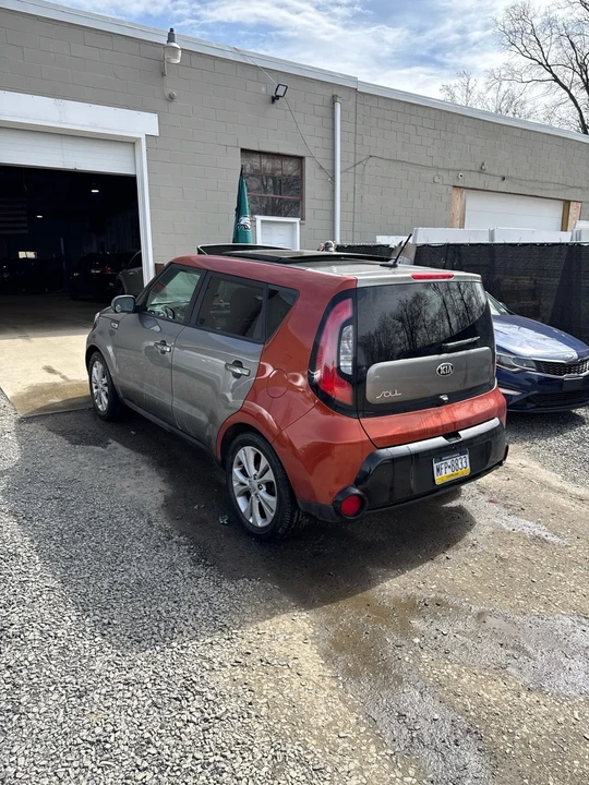 2016 Kia Soul - Image 5 of 17