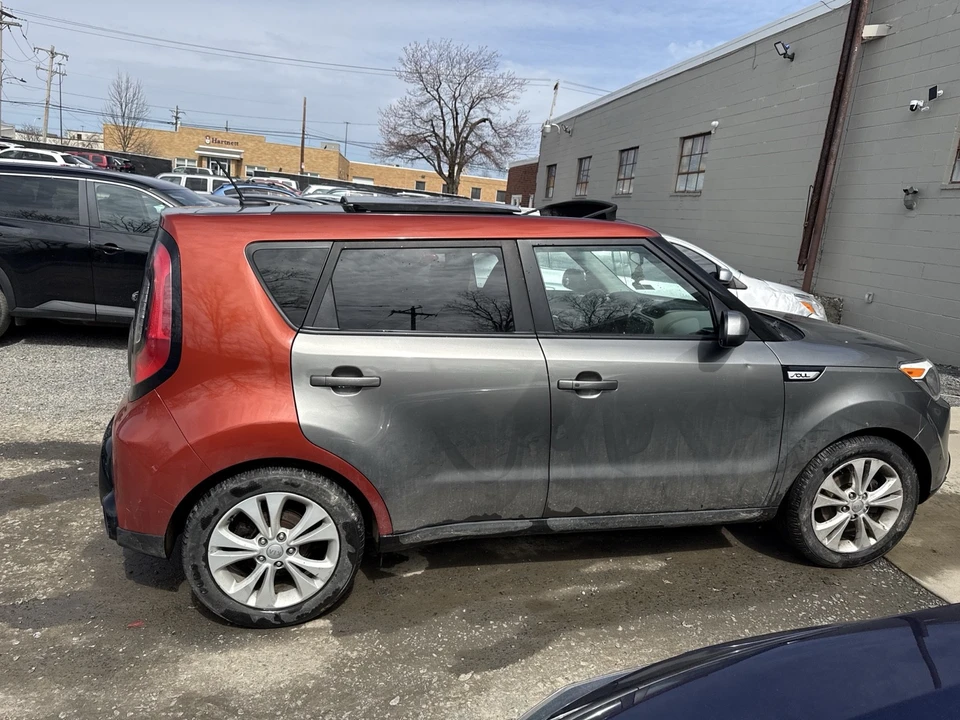 2016 Kia Soul - Image 7 of 17