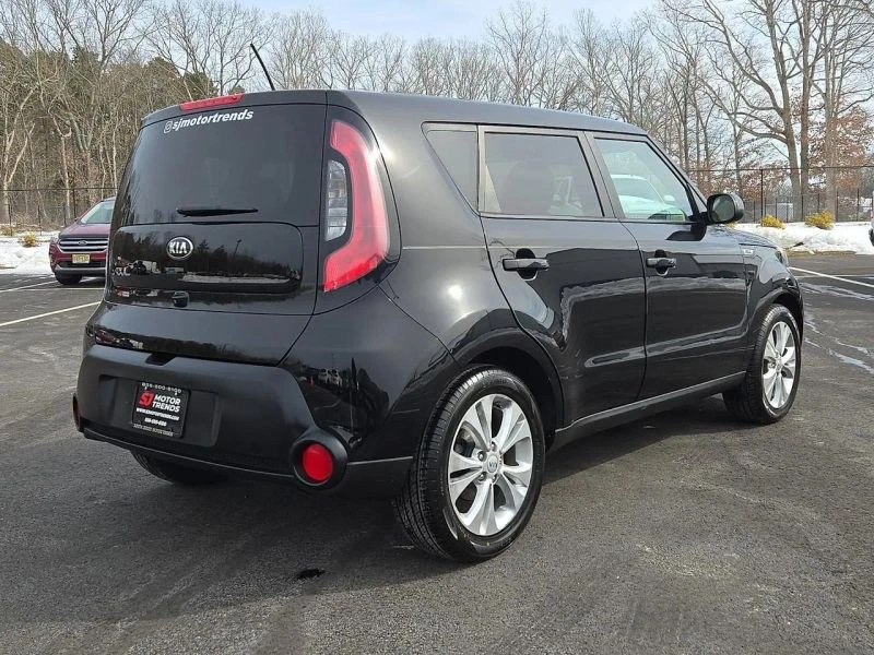 2016 Kia Soul - Image 6 of 12