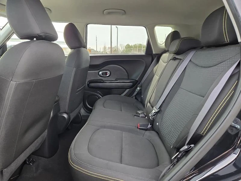 2016 Kia Soul - Image 10 of 12