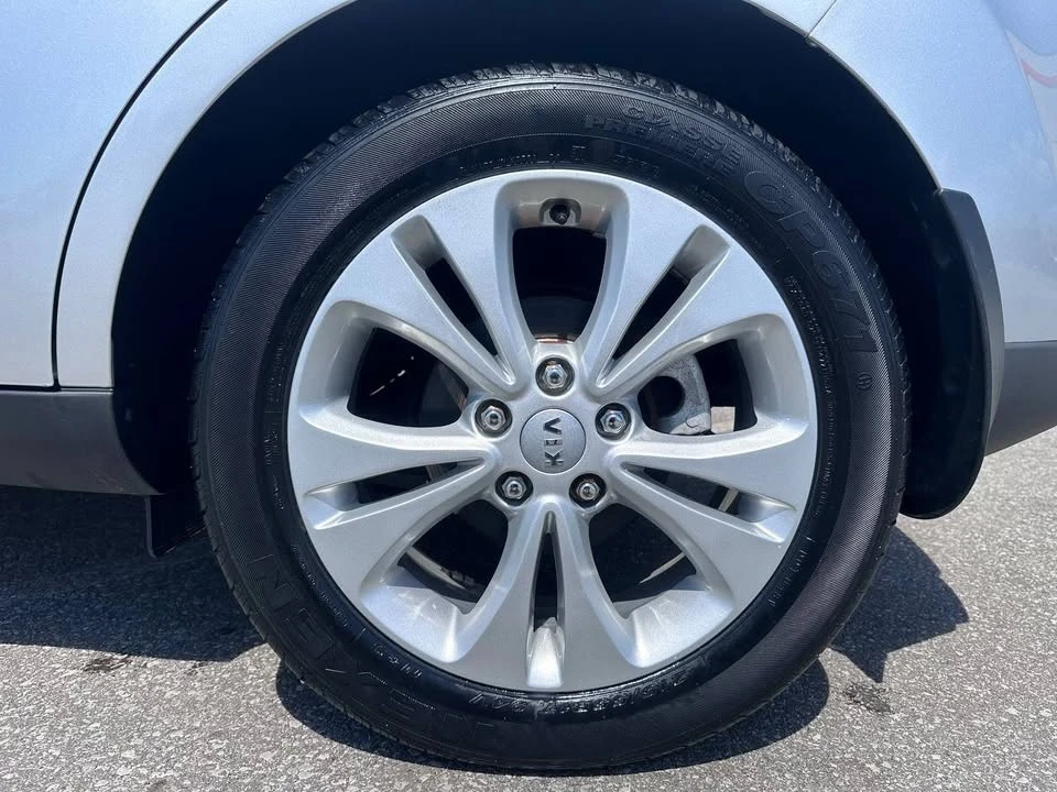 2016 Kia Soul - Image 8 of 15