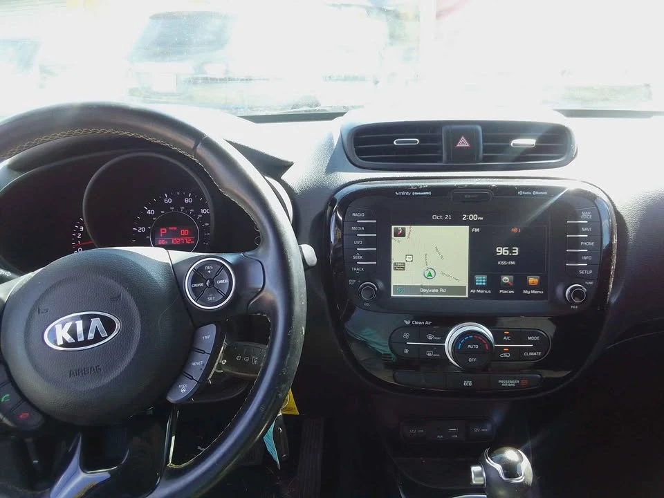 2016 Kia Soul - Image 2 of 4