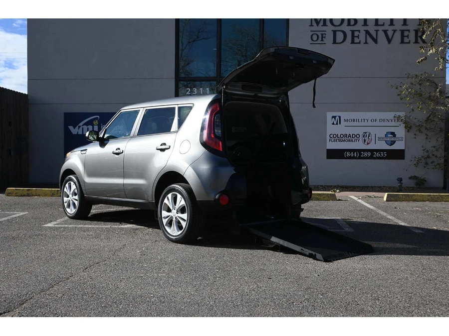 2016 Kia Soul - Image 2 of 12