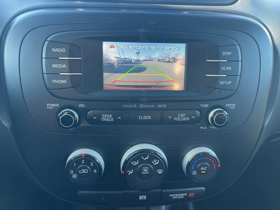 2016 Kia Soul - Image 19 of 21