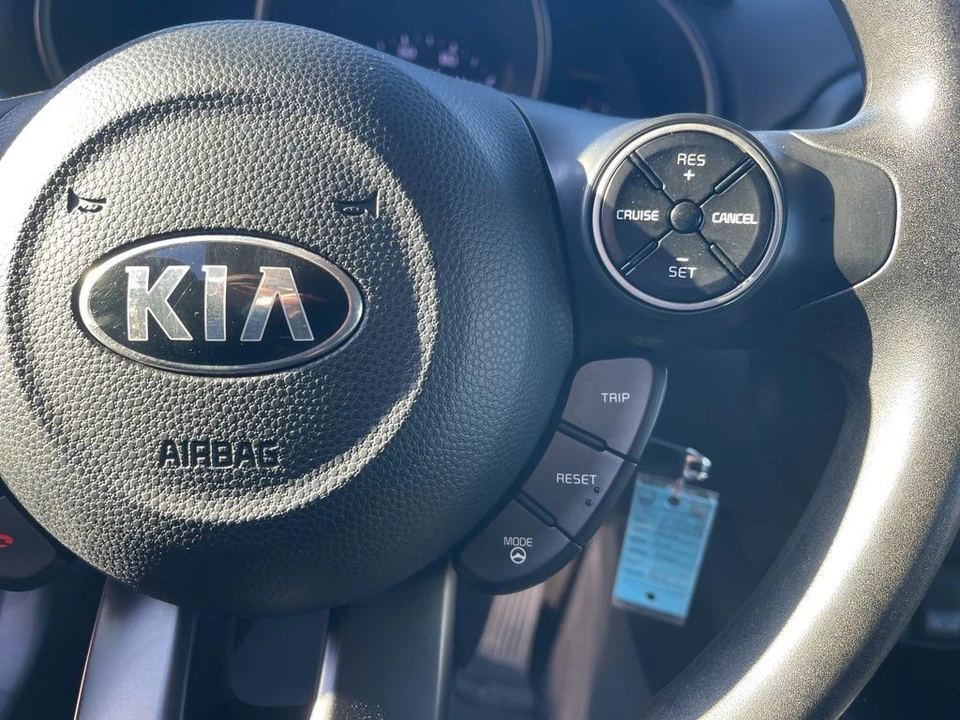 2016 Kia Soul - Image 14 of 21