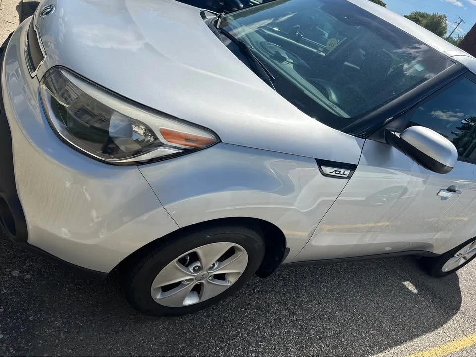 2016 Kia Soul - Image 6 of 9