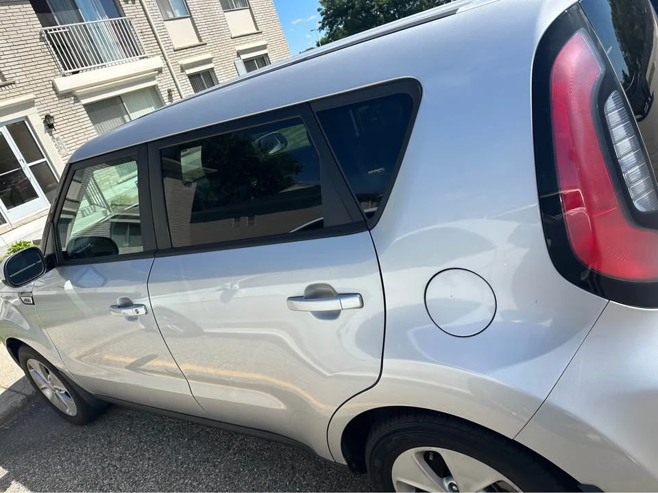 2016 Kia Soul - Image 5 of 9