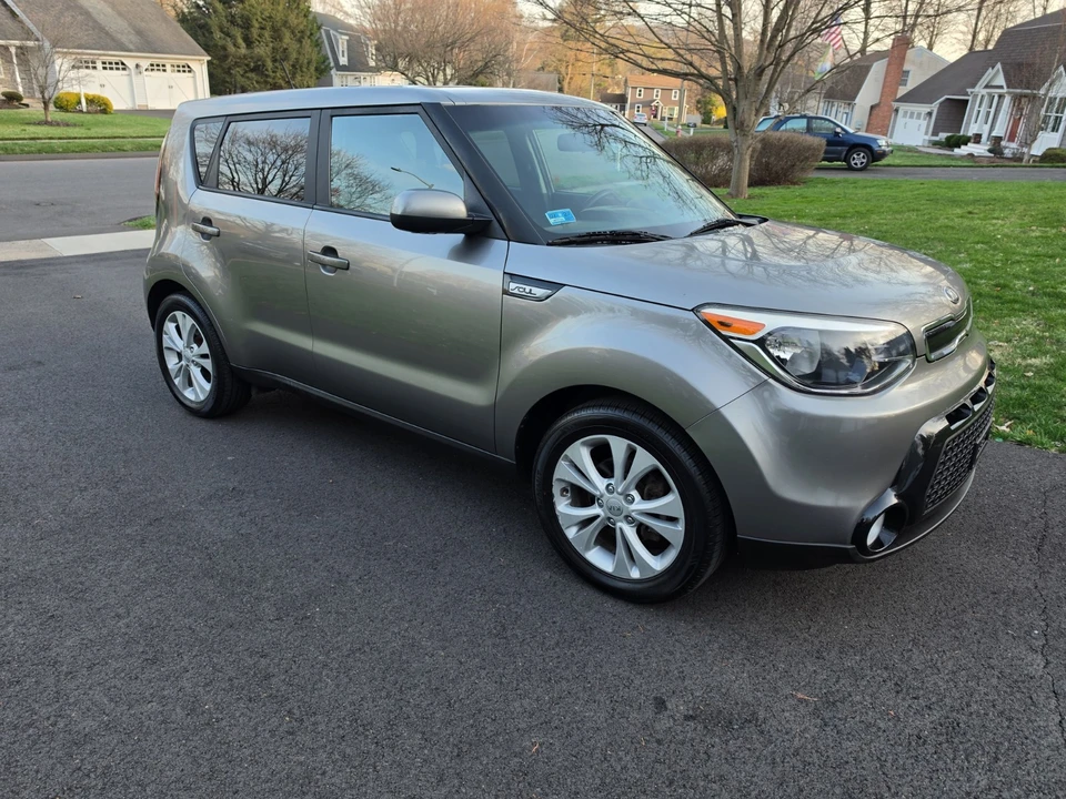 2016 Kia Soul - Image 3 of 10