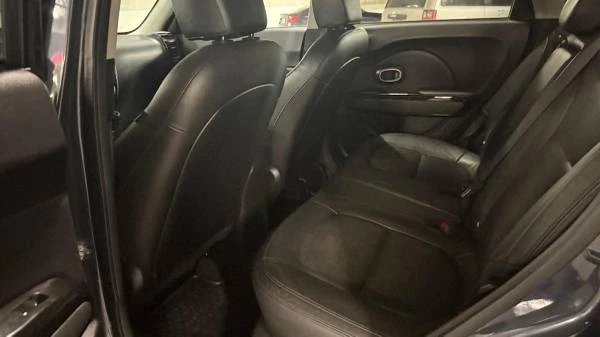 2016 Kia Soul - Image 10 of 11