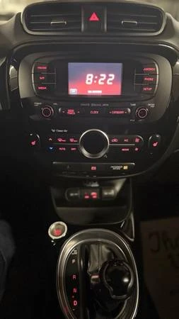 2016 Kia Soul - Image 6 of 11