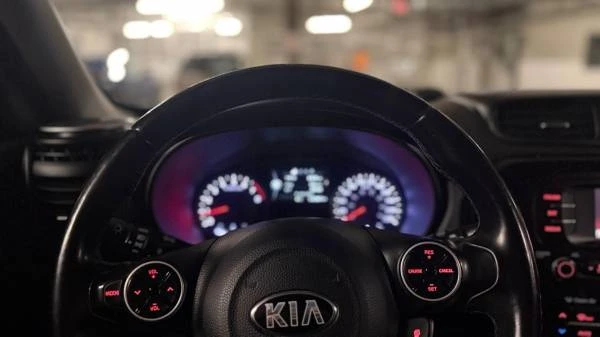 2016 Kia Soul - Image 7 of 11