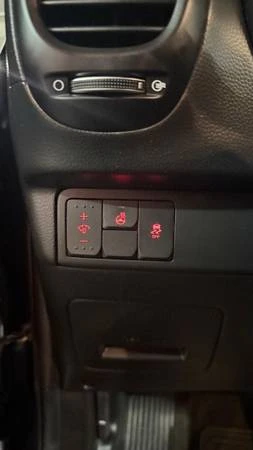 2016 Kia Soul - Image 8 of 11