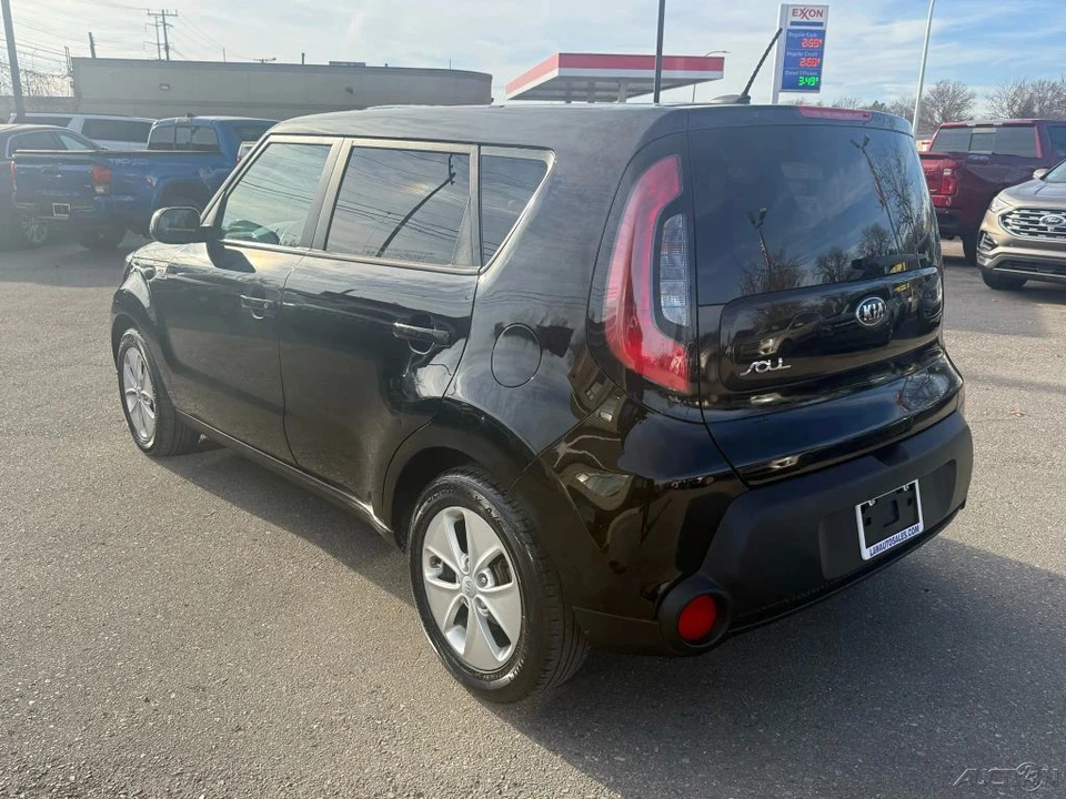 2016 Kia Soul - Image 7 of 21