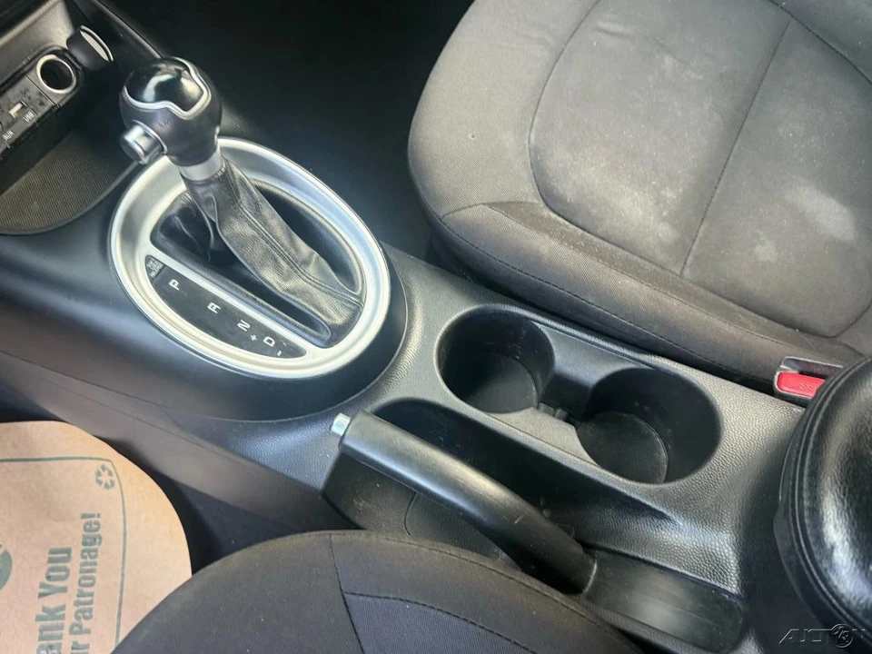 2016 Kia Soul - Image 19 of 21