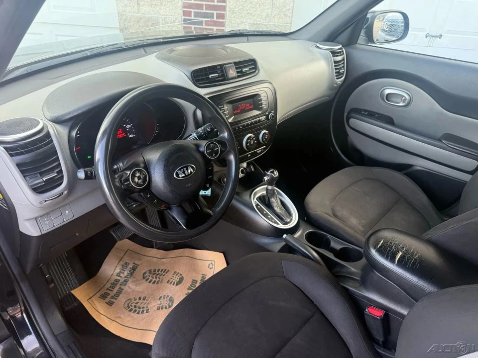 2016 Kia Soul - Image 15 of 21
