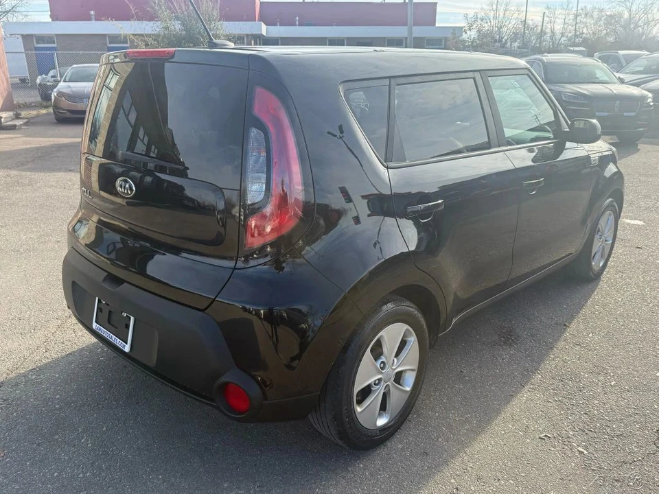 2016 Kia Soul - Image 5 of 12