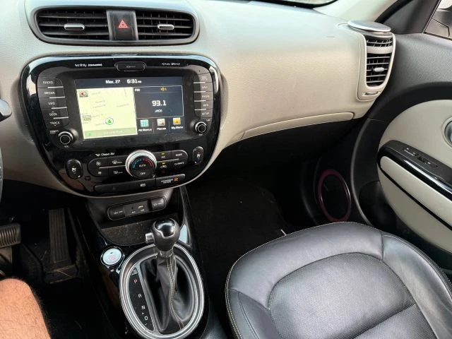 2016 Kia Soul - Image 14 of 18