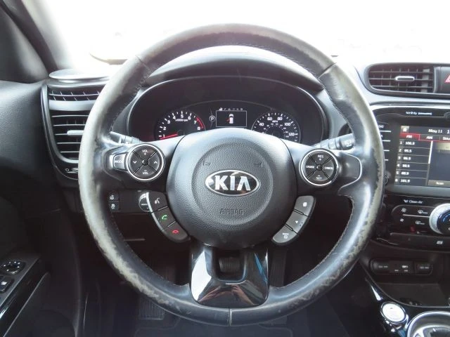 2016 Kia Soul - Image 13 of 21