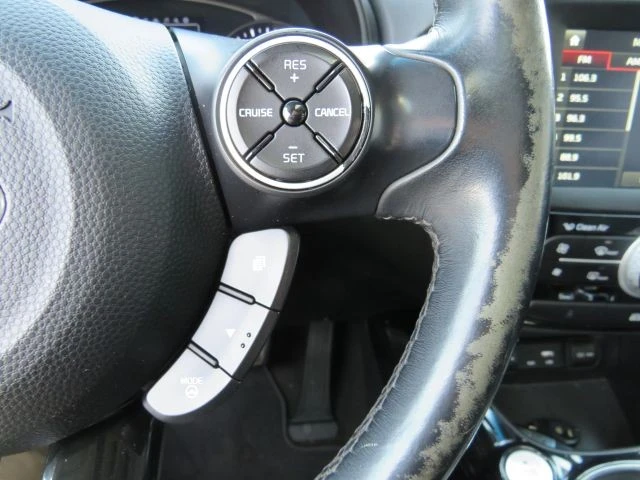 2016 Kia Soul - Image 18 of 21