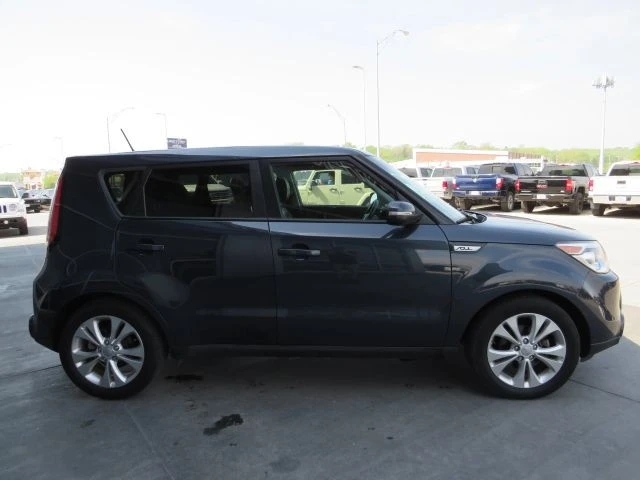 2016 Kia Soul - Image 8 of 21