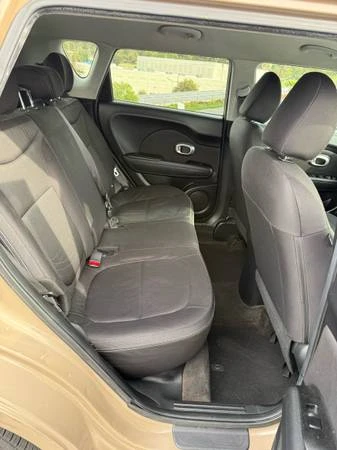 2016 Kia Soul - Image 8 of 11